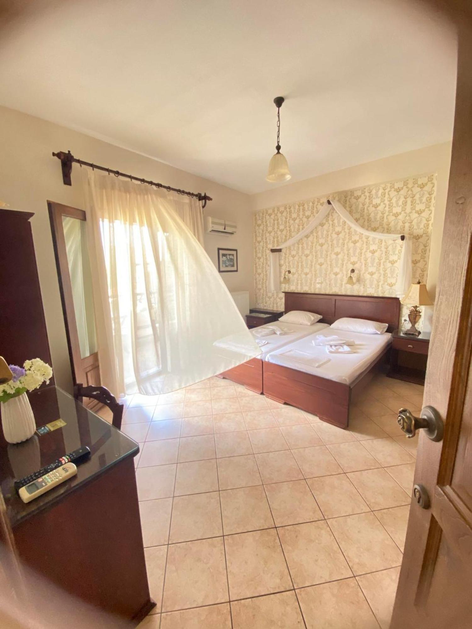 سكالا بوتامياس Hotel Hera المظهر الخارجي الصورة