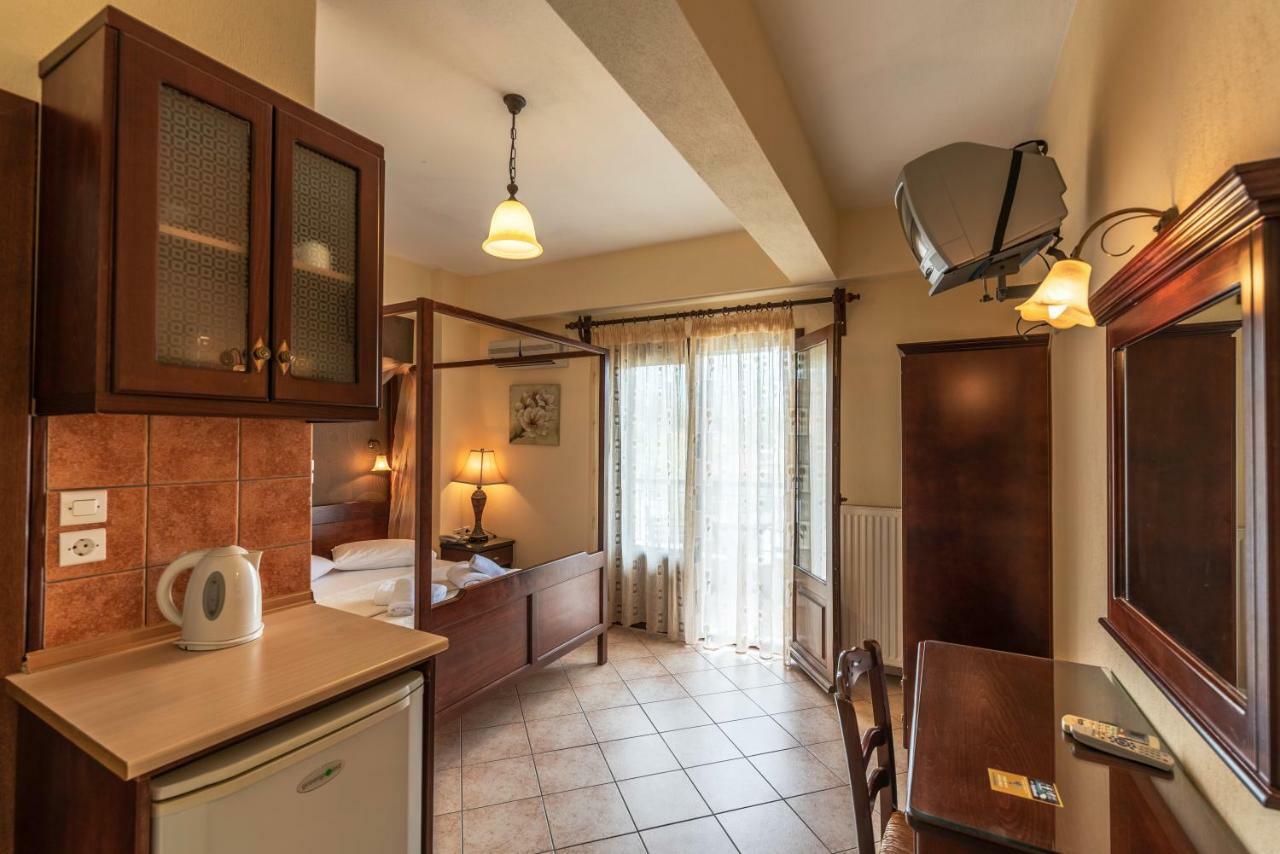 سكالا بوتامياس Hotel Hera المظهر الخارجي الصورة